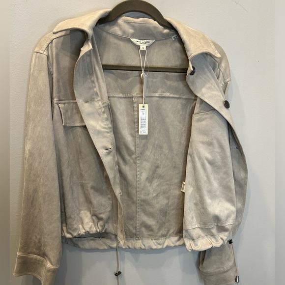 Max Studio Oyster Color Faux Suede Jacket - Picture 4 of 5